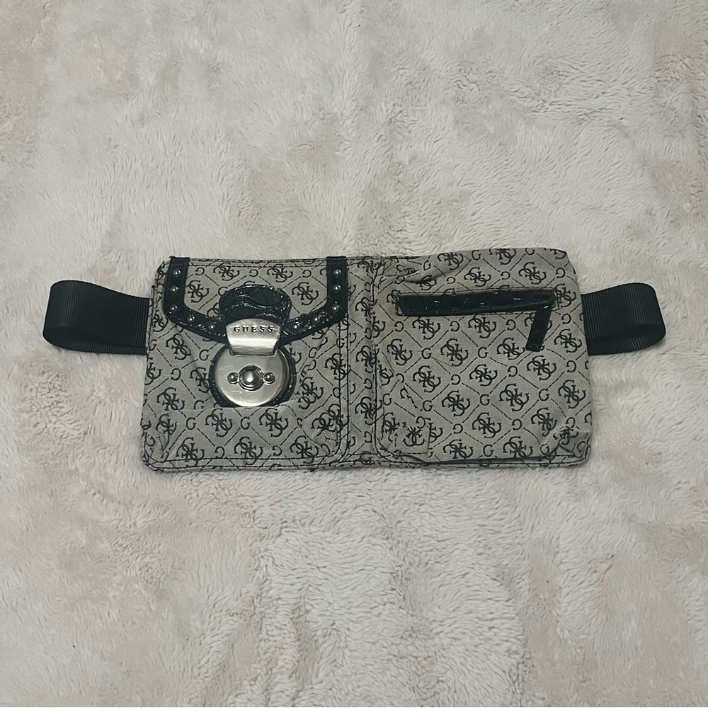 Guess belt bag